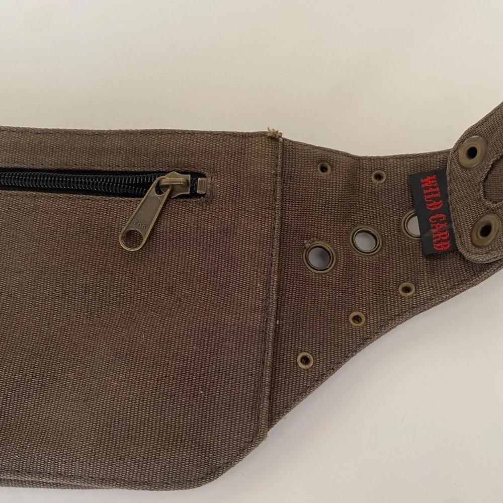 Wild card belt bag distressed utility leather stud belt bag‎ fanny